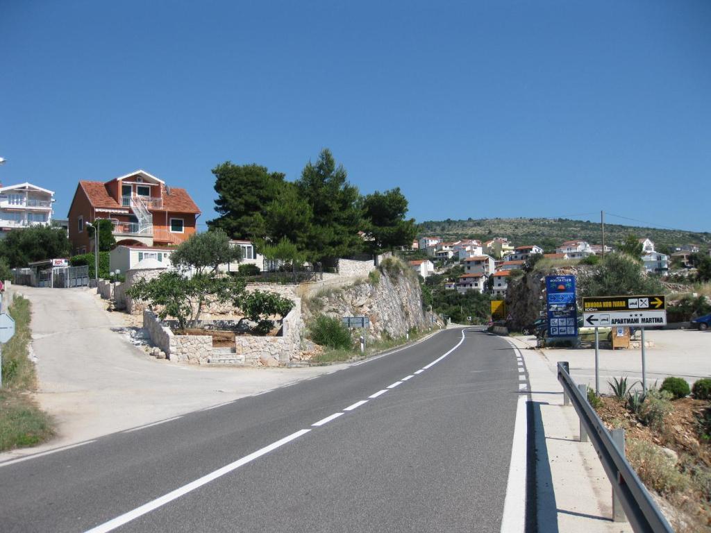 Apartments Martina Primosten Bagian luar foto